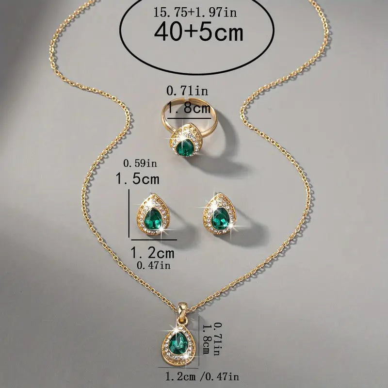 Noémie Glastra - Gold Jewelry Set