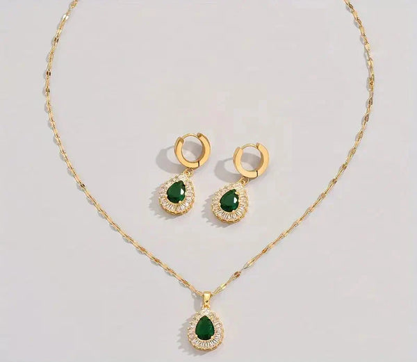 Rheya Lysandelle - Gold Jewelry Set