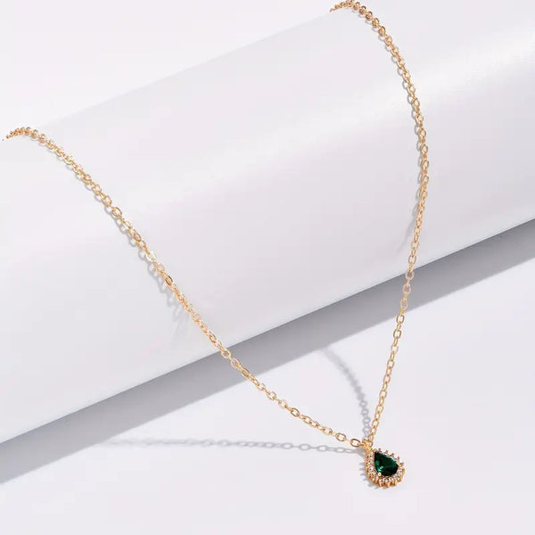 Yvaine Gladorra - Gold  Necklace
