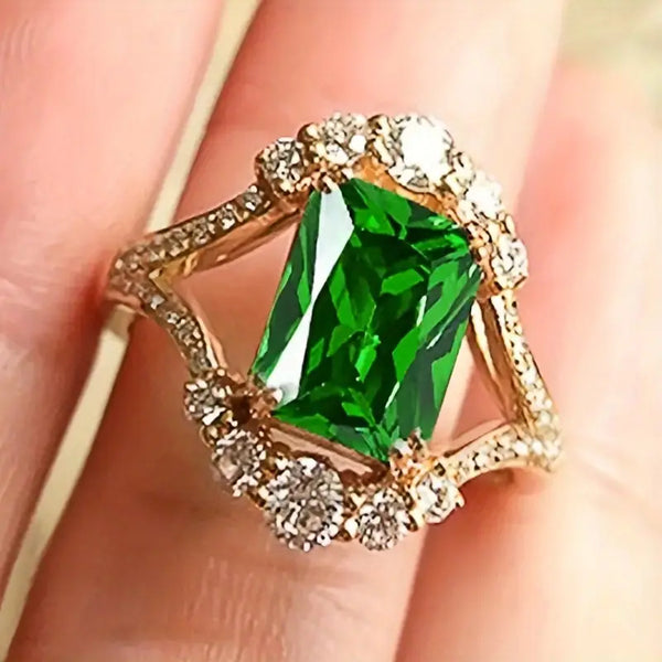 Elisova - Gold Grenthal Ring
