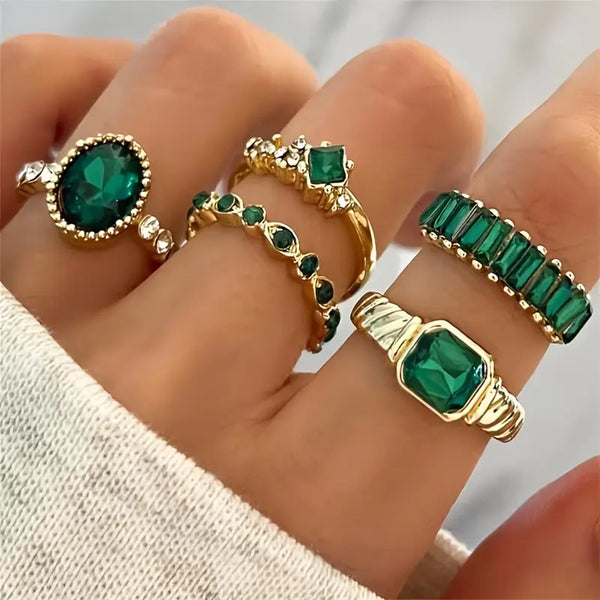 Zarina - Elegant Gold Emerald Ring Set