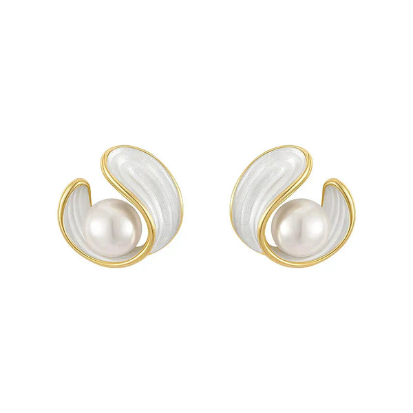 Elegant Gold Earrings Featuring White Opals and Pearls