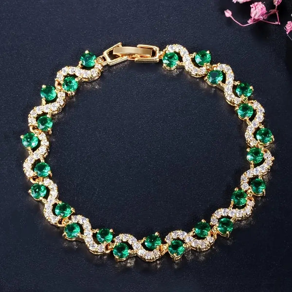 Elowen - Gold Fiora Emmeranthe Bracelet