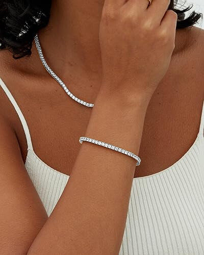 Brianna - White Gold Moissanite Tennis Bracelet