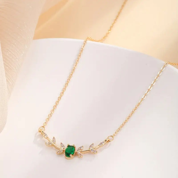 Amira - Gold  Valmorin Necklace