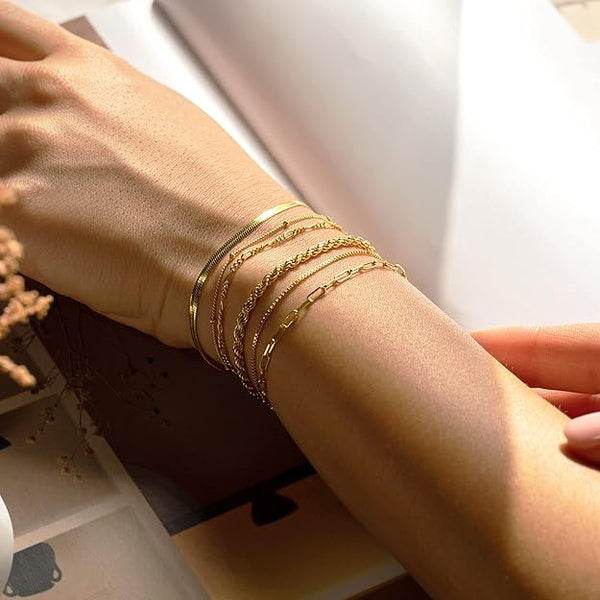 Ava - Gold Isabella Vernetta Bracelet Set