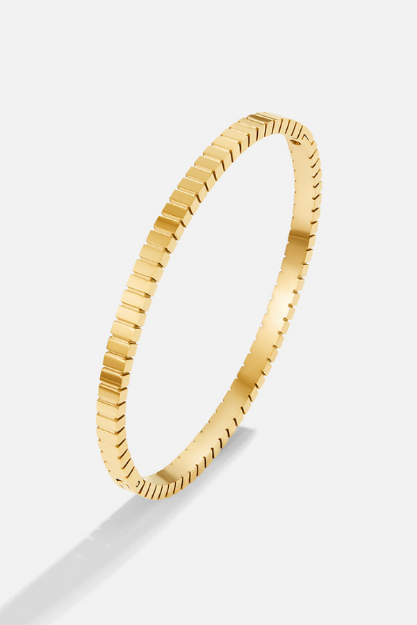 Elegant Tara Gold Bangle