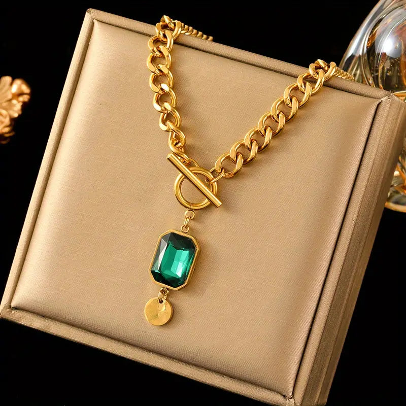 Alicia - Gold Chunky Chain Necklace with Emerald Pendant