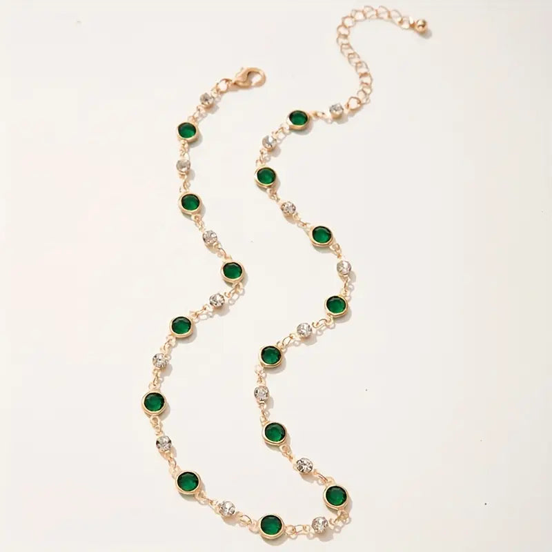 Elira - Gold Vescari Necklace