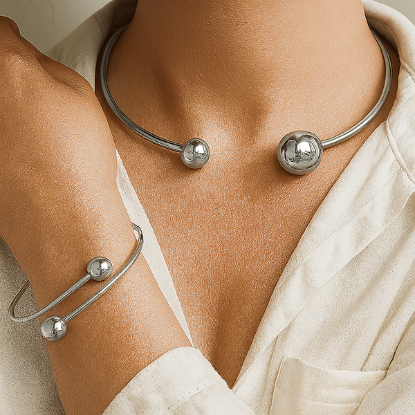 Cassandra - Gold Minimalist Glow Collar and Cuff Bracelet Set