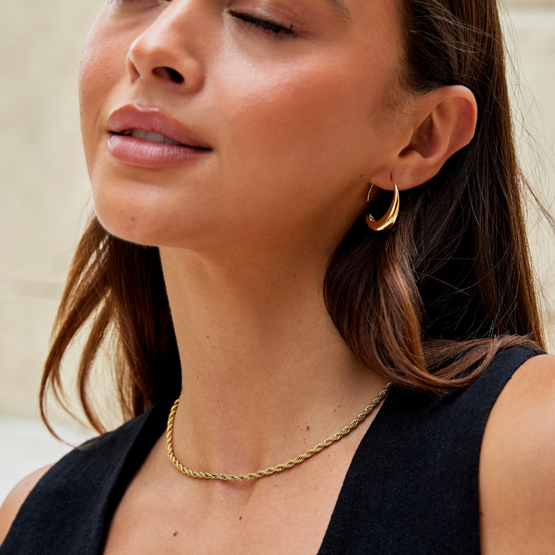 Cina - Dangle Hoop Earrings