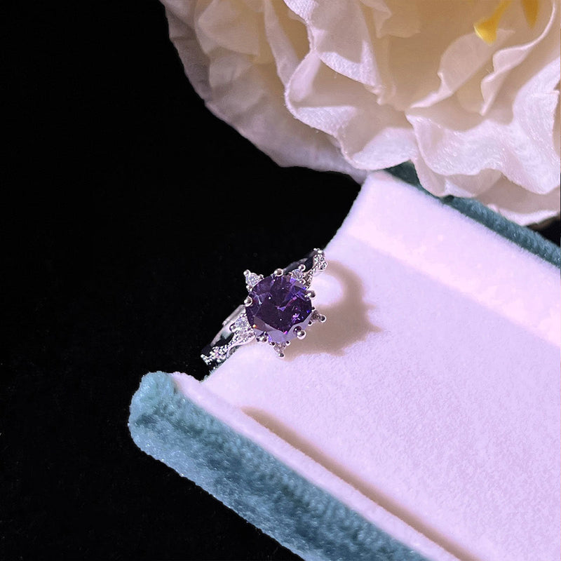 Livia - Set in White Gold