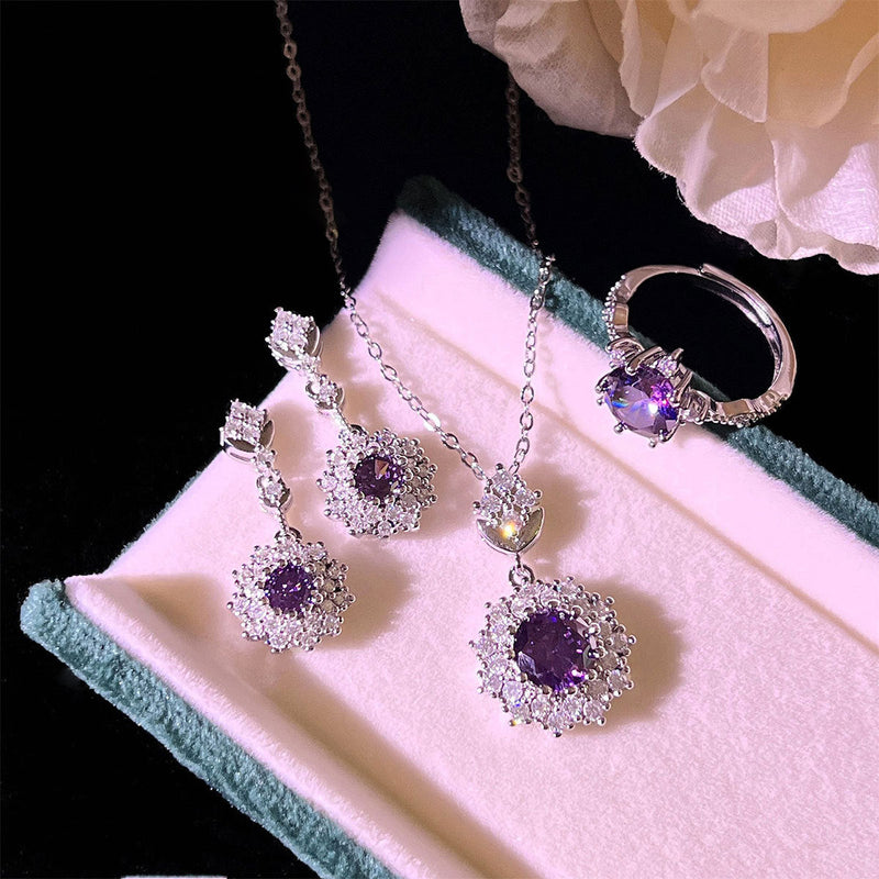 Livia - Set in White Gold