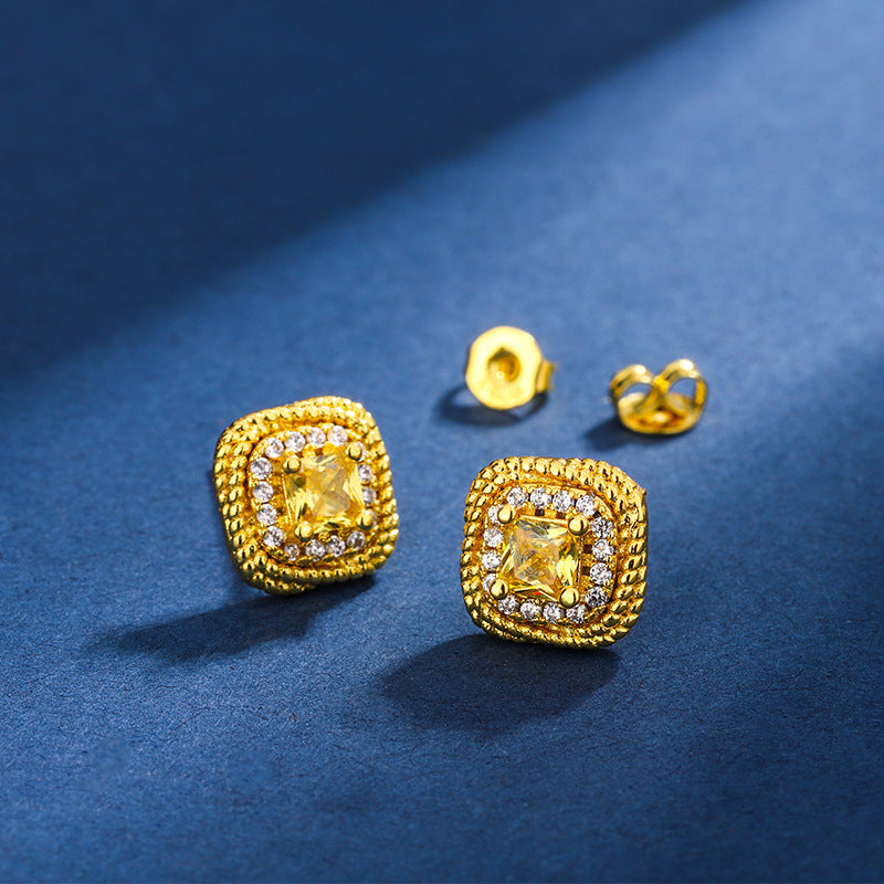 Avery - Gold Set