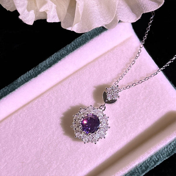 Livia - Set in White Gold