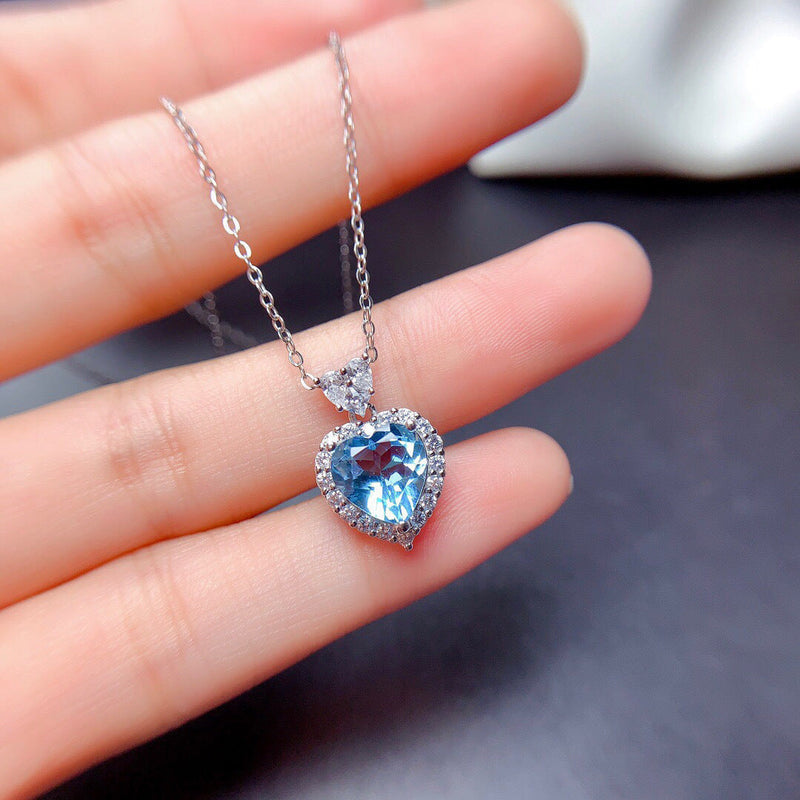 Liora - Blue Jewelry Set in White Gold