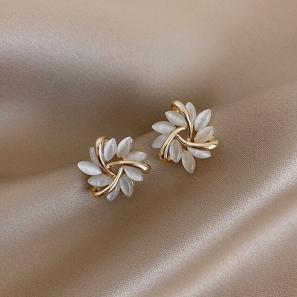 Aisha - Exquisite Opal Earrings