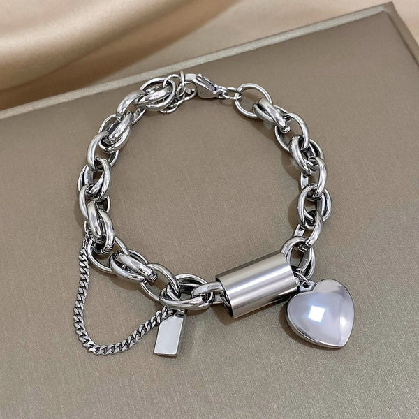 Audrey - Gold Chunky Heart Bracelet