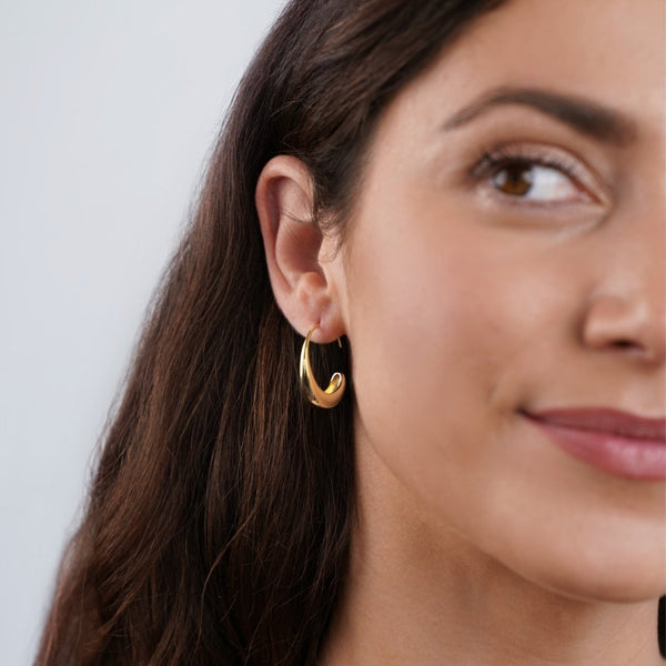 Cina - Dangle Hoop Earrings