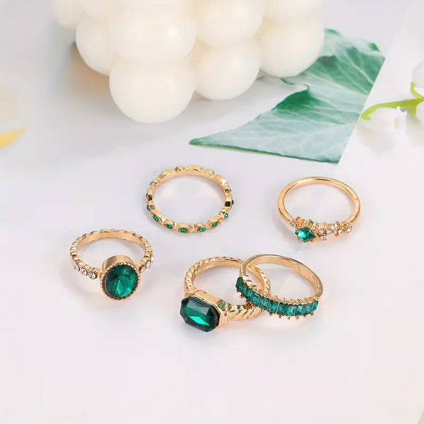 Zarina - Elegant Gold Emerald Ring Set