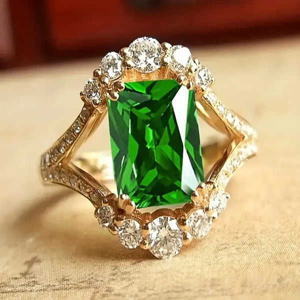 Elisova - Gold Grenthal Ring