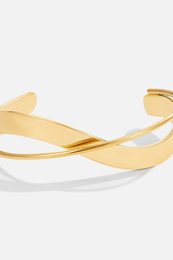 Clara - Distinctive Gold Bangle by Eve