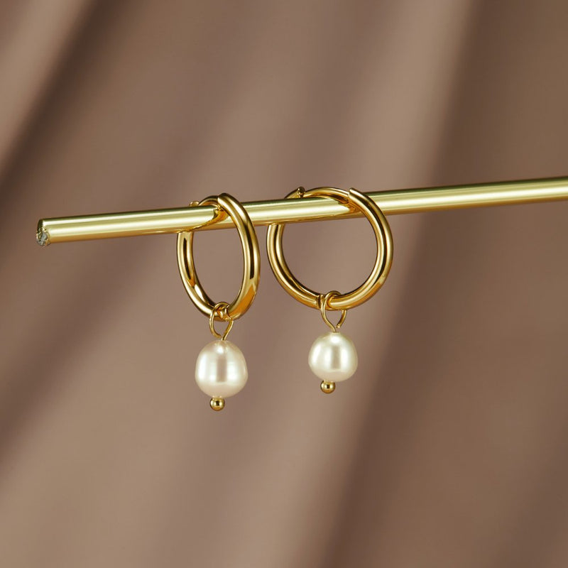 Bella - Elegant Freshwater Pearl Earrings
