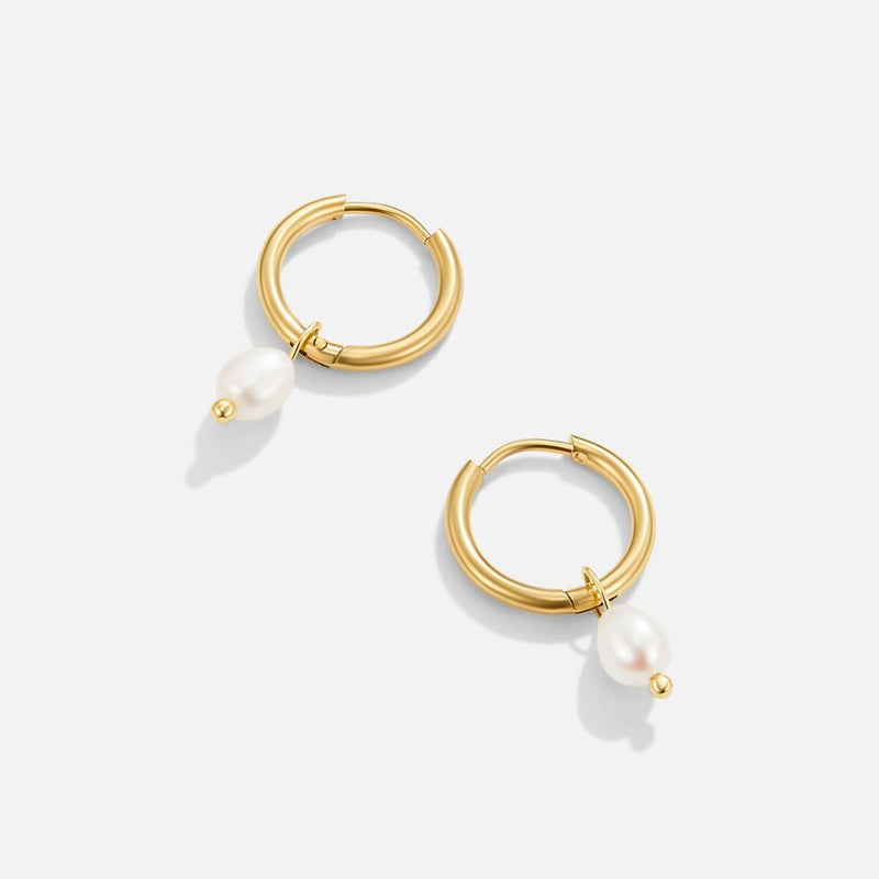 Bella - Elegant Freshwater Pearl Earrings
