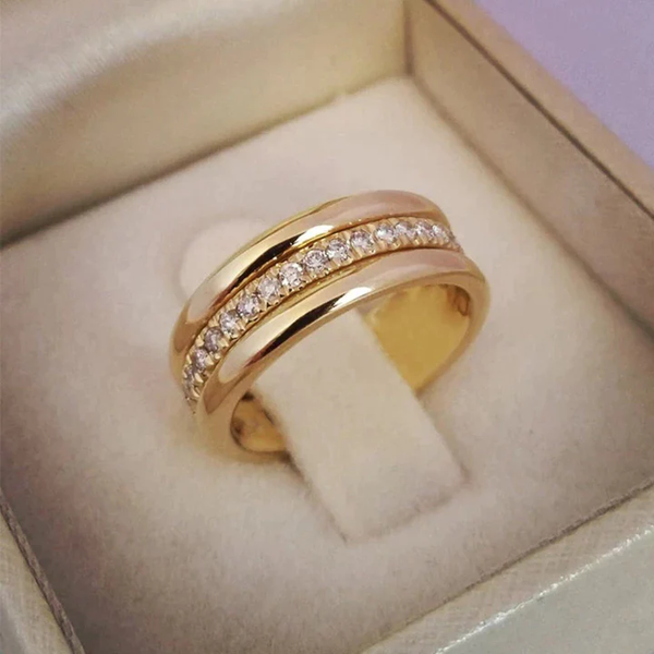 Sarah - Classic Zirconia Inlaid Vintage Ring