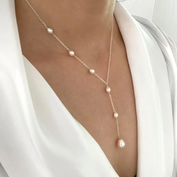 Vintage Pearl Pendant Necklace with Ruby Accents