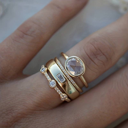 Lily - Retro Gold Ring Collection