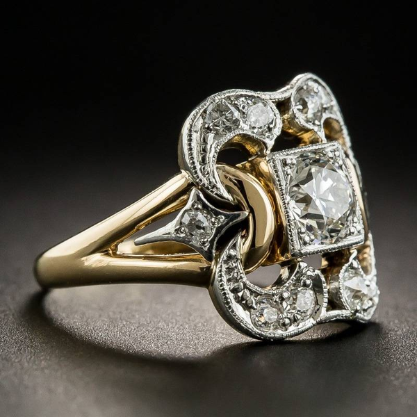 Dominique - Classic Gold Vintage Ring