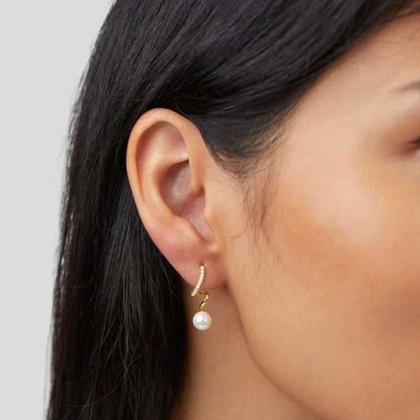 Tam Pearl Wave Drop Earrings